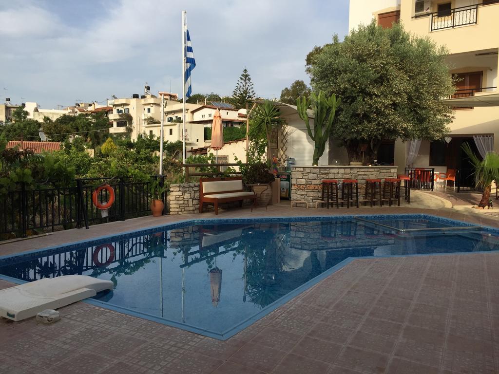 Vrisi Apartments & Villa Pitsidia Bagian luar foto
