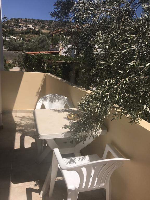 Vrisi Apartments & Villa Pitsidia Bagian luar foto