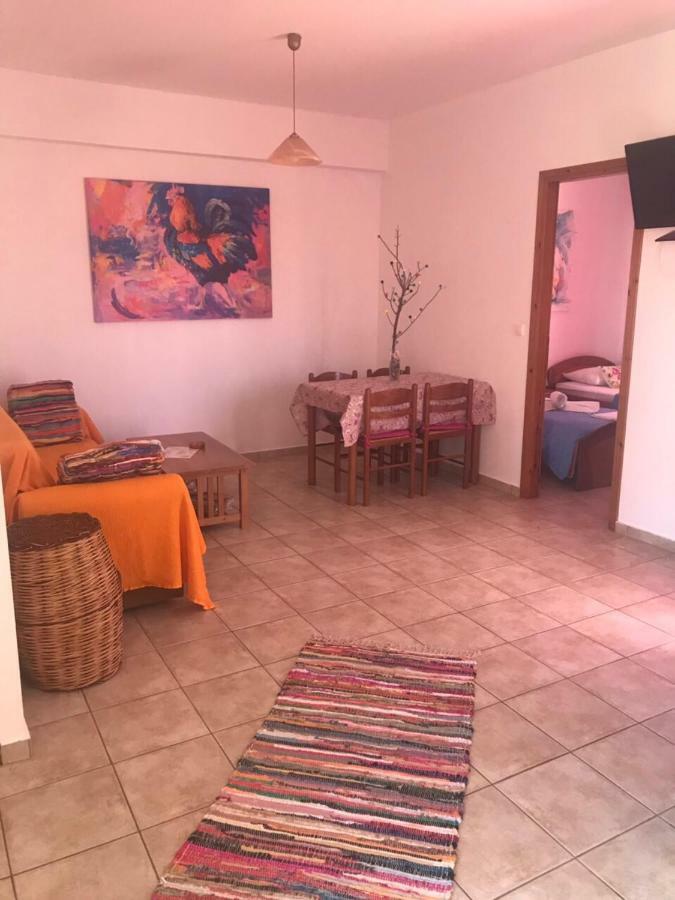 Vrisi Apartments & Villa Pitsidia Bagian luar foto
