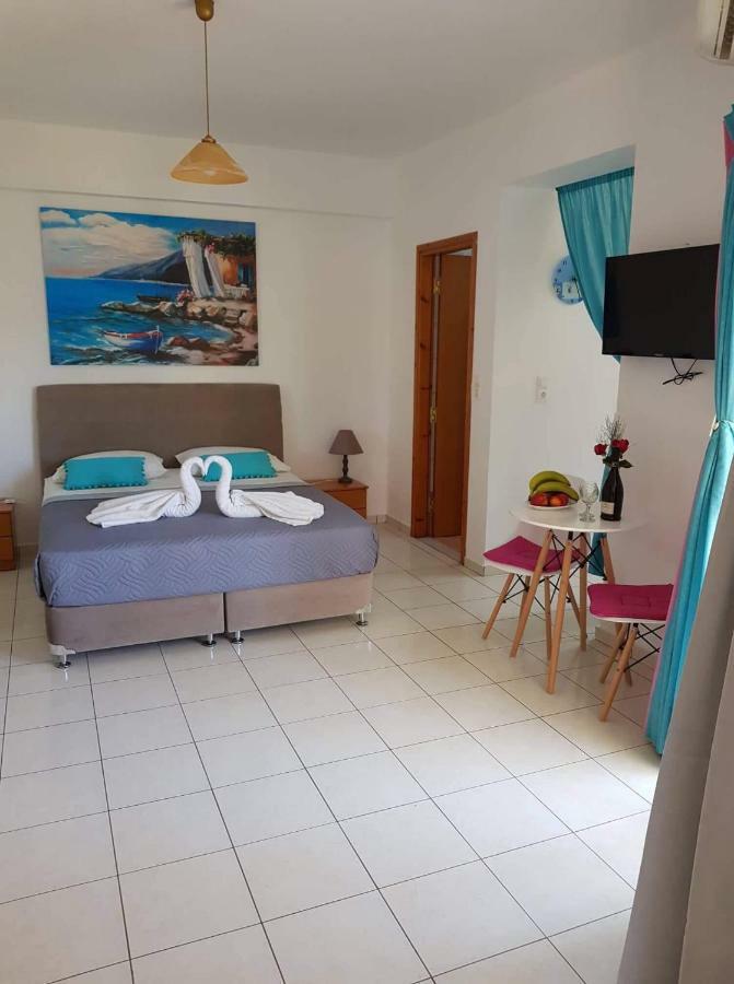 Vrisi Apartments & Villa Pitsidia Bagian luar foto